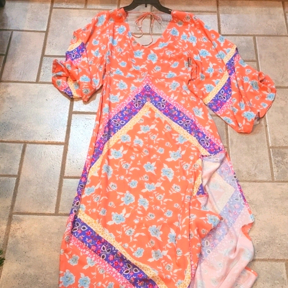 🤑SOLD🤑Lovers And Friends Better Vibes Dress - Picture 7 of 14